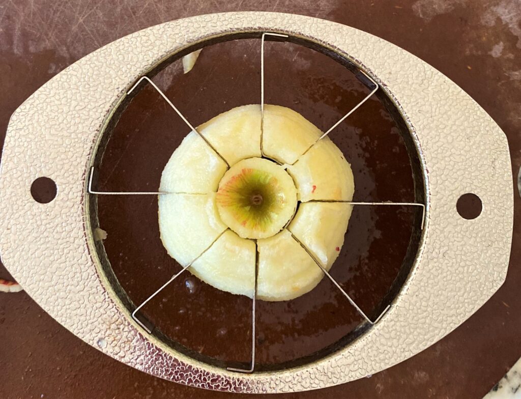 Coring the apples