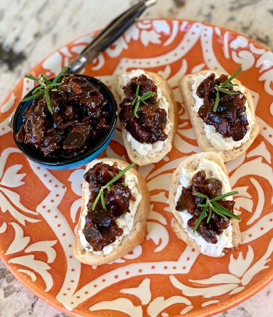 Bacon jam crostini with goat cheese