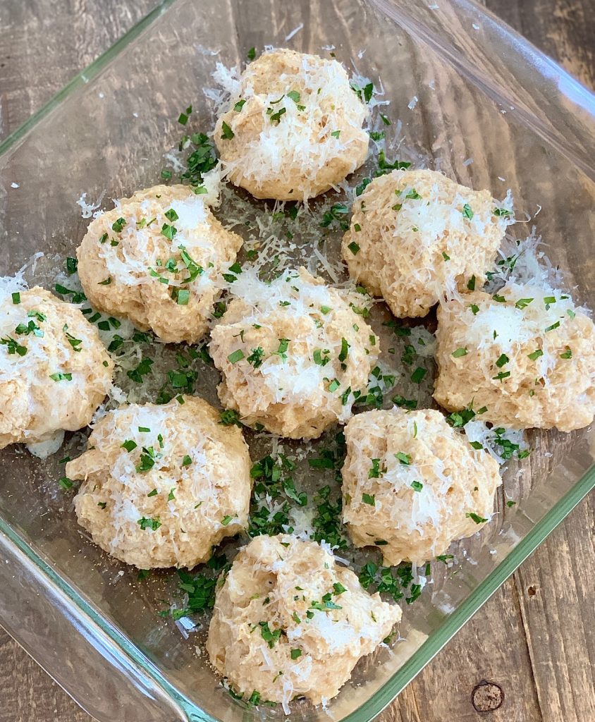 Beer Bread Rolls with Parmesan and Parsley to bake