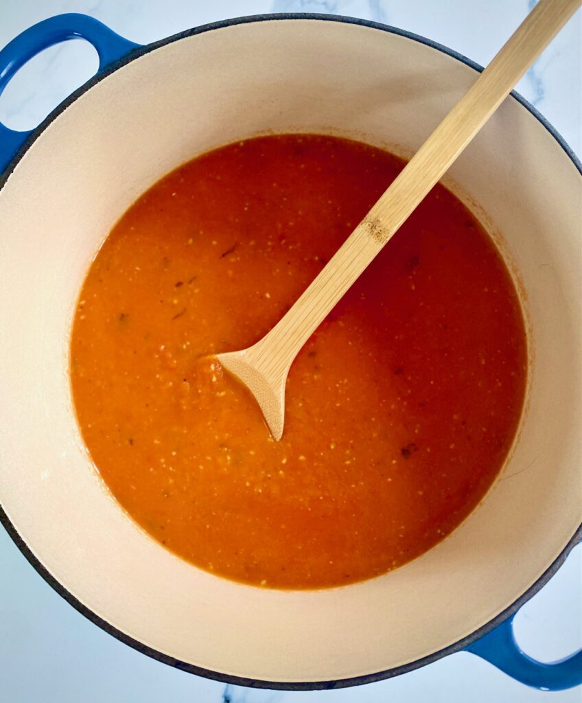 a pot of cooked Marinara