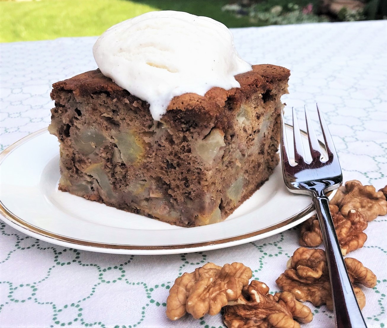 Pear and Walnut Cake